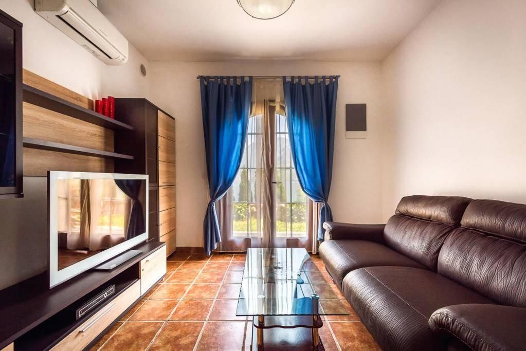 Апартаменты Boka Gardens Seaside Resort Котор-158