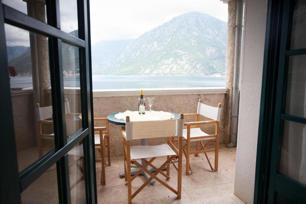 Апартаменты Boka Gardens Seaside Resort Котор-55