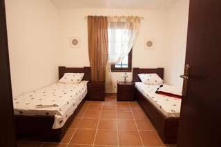 Апартаменты Boka Gardens Seaside Resort Котор Апартаменты с видом на море-5