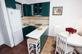 Апартаменты Boka Gardens Seaside Resort Котор Апартаменты с видом на море-4