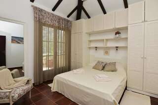 Апартаменты Boka Gardens Seaside Resort Котор Апартаменты с видом на море-5