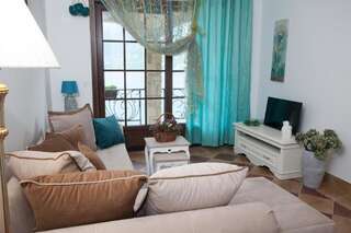 Апартаменты Boka Gardens Seaside Resort Котор Апартаменты с видом на море-3