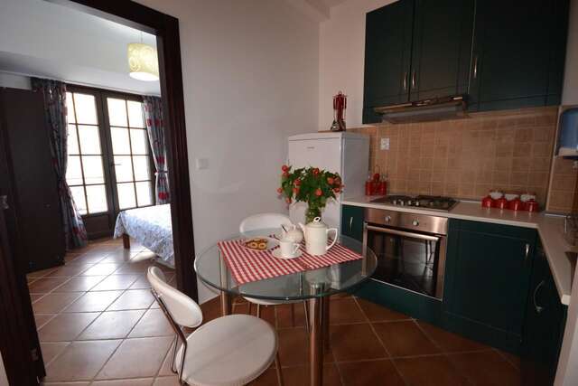 Апартаменты Boka Gardens Seaside Resort Котор-19